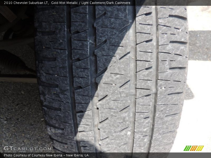 Gold Mist Metallic / Light Cashmere/Dark Cashmere 2010 Chevrolet Suburban LT