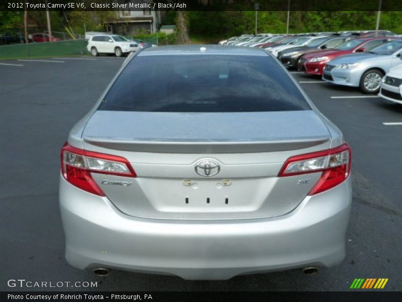 Classic Silver Metallic / Black/Ash 2012 Toyota Camry SE V6