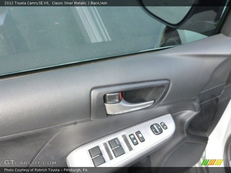 Classic Silver Metallic / Black/Ash 2012 Toyota Camry SE V6