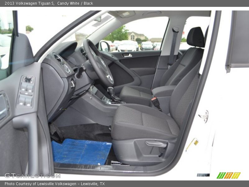 Candy White / Black 2013 Volkswagen Tiguan S