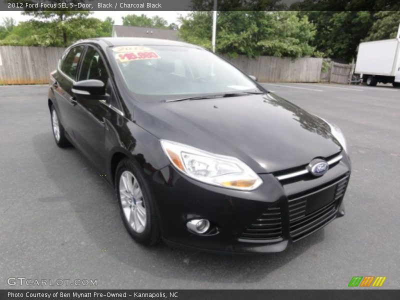 Black / Charcoal Black 2012 Ford Focus SEL 5-Door