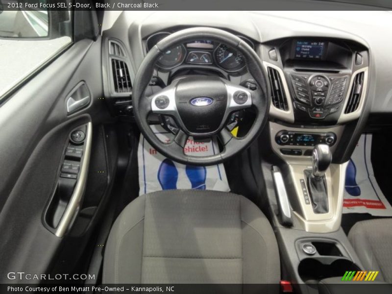 Black / Charcoal Black 2012 Ford Focus SEL 5-Door