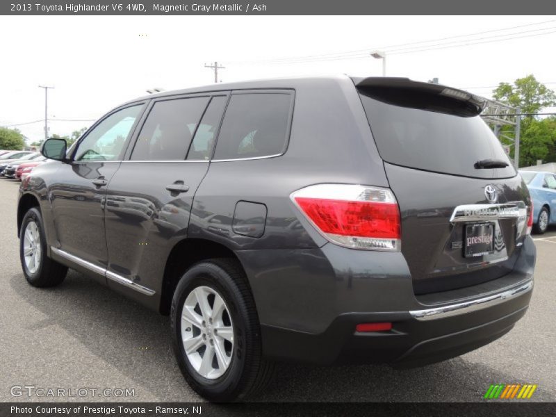 Magnetic Gray Metallic / Ash 2013 Toyota Highlander V6 4WD