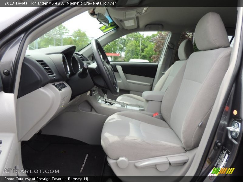 Magnetic Gray Metallic / Ash 2013 Toyota Highlander V6 4WD