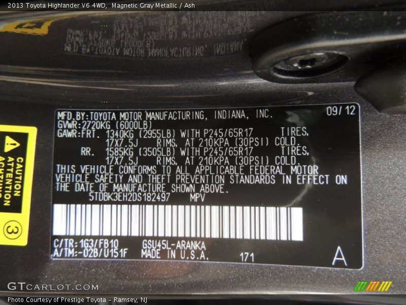 Magnetic Gray Metallic / Ash 2013 Toyota Highlander V6 4WD