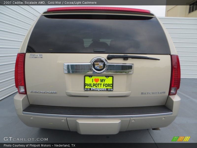 Gold Mist / Cocoa/Light Cashmere 2007 Cadillac Escalade AWD