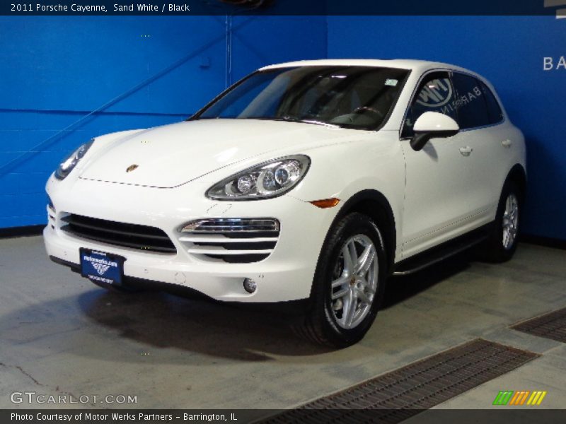 Sand White / Black 2011 Porsche Cayenne