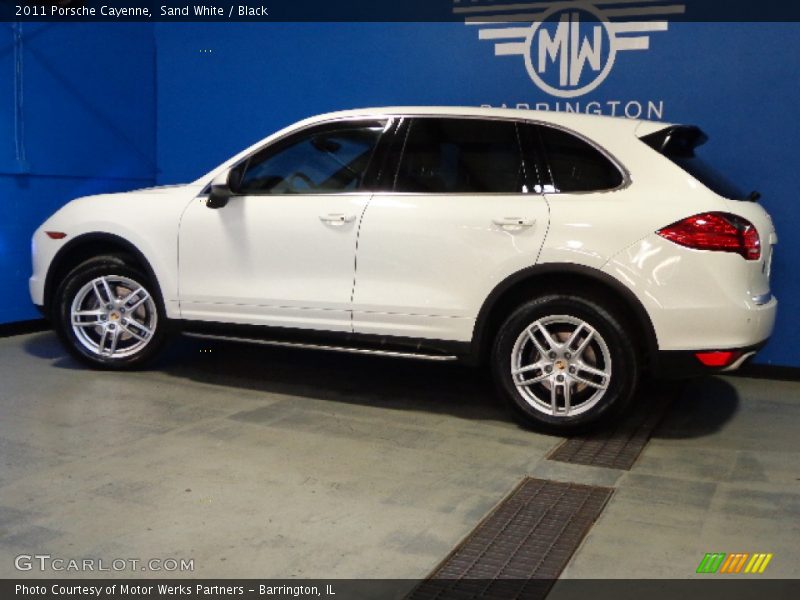 Sand White / Black 2011 Porsche Cayenne