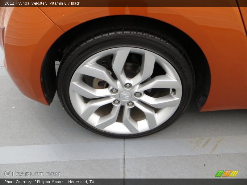 Vitamin C / Black 2012 Hyundai Veloster