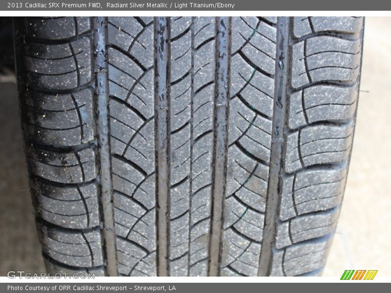 Radiant Silver Metallic / Light Titanium/Ebony 2013 Cadillac SRX Premium FWD