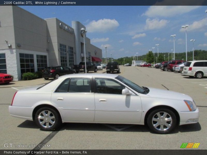White Lightning / Cashmere 2006 Cadillac DTS