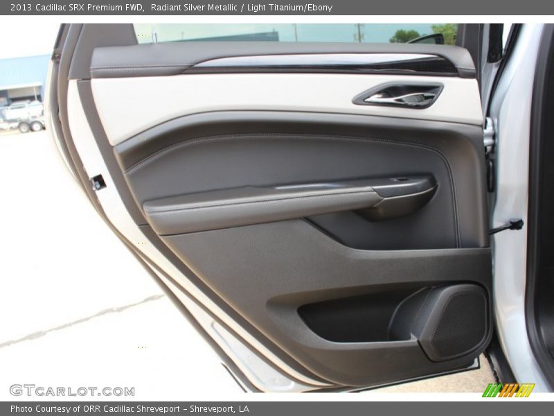 Radiant Silver Metallic / Light Titanium/Ebony 2013 Cadillac SRX Premium FWD