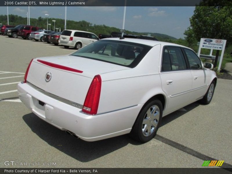 White Lightning / Cashmere 2006 Cadillac DTS