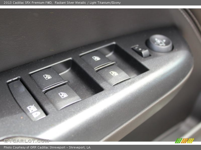 Radiant Silver Metallic / Light Titanium/Ebony 2013 Cadillac SRX Premium FWD