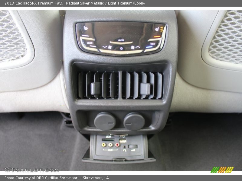Radiant Silver Metallic / Light Titanium/Ebony 2013 Cadillac SRX Premium FWD
