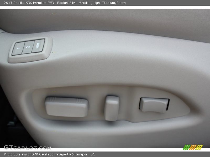 Radiant Silver Metallic / Light Titanium/Ebony 2013 Cadillac SRX Premium FWD