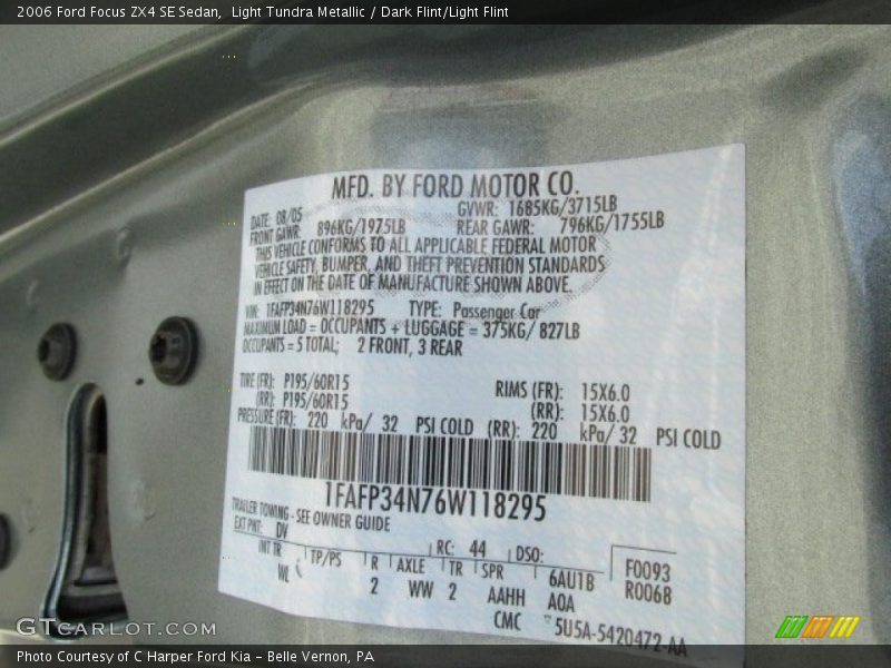 Light Tundra Metallic / Dark Flint/Light Flint 2006 Ford Focus ZX4 SE Sedan