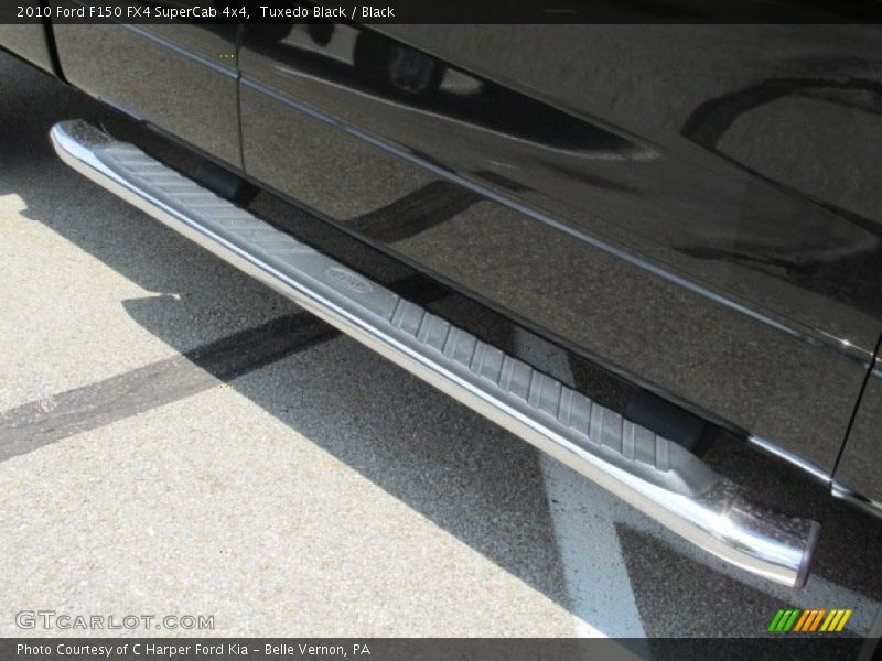 Tuxedo Black / Black 2010 Ford F150 FX4 SuperCab 4x4