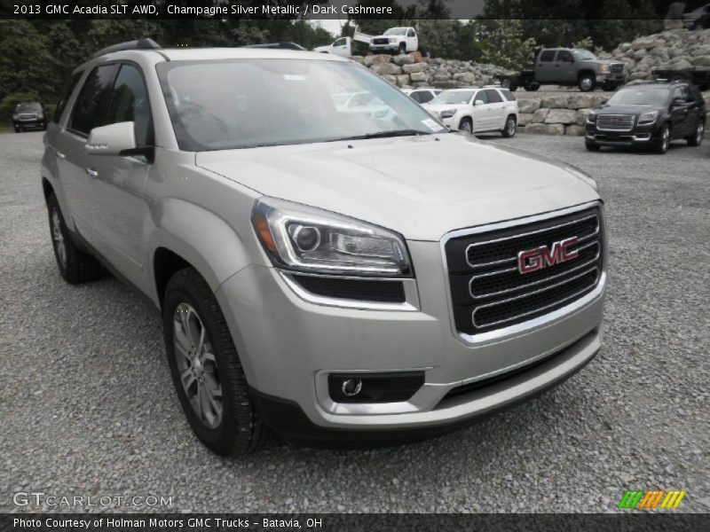 Front 3/4 View of 2013 Acadia SLT AWD