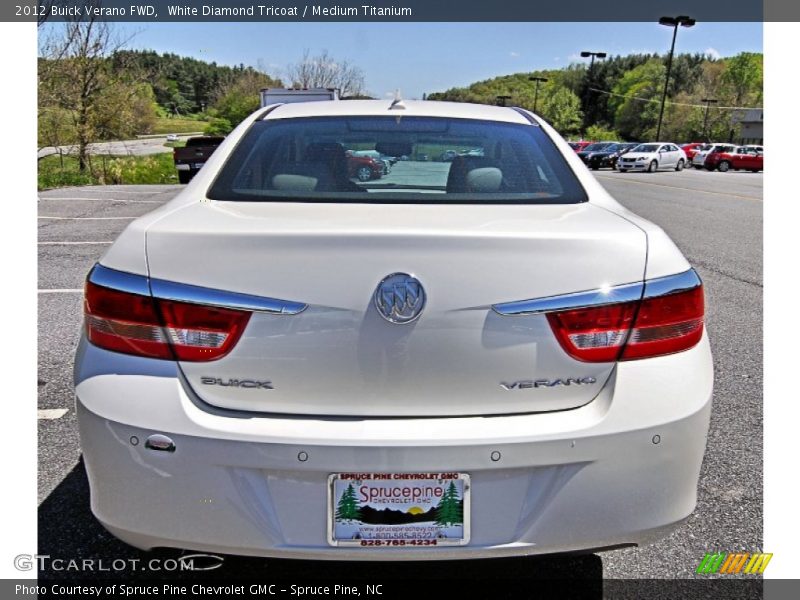 White Diamond Tricoat / Medium Titanium 2012 Buick Verano FWD