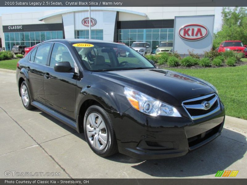 Crystal Black Silica / Warm Ivory 2010 Subaru Legacy 2.5i Sedan