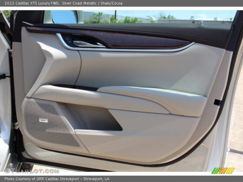 Silver Coast Metallic / Shale/Cocoa 2013 Cadillac XTS Luxury FWD