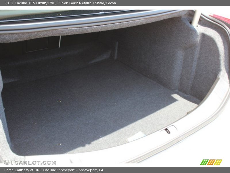  2013 XTS Luxury FWD Trunk