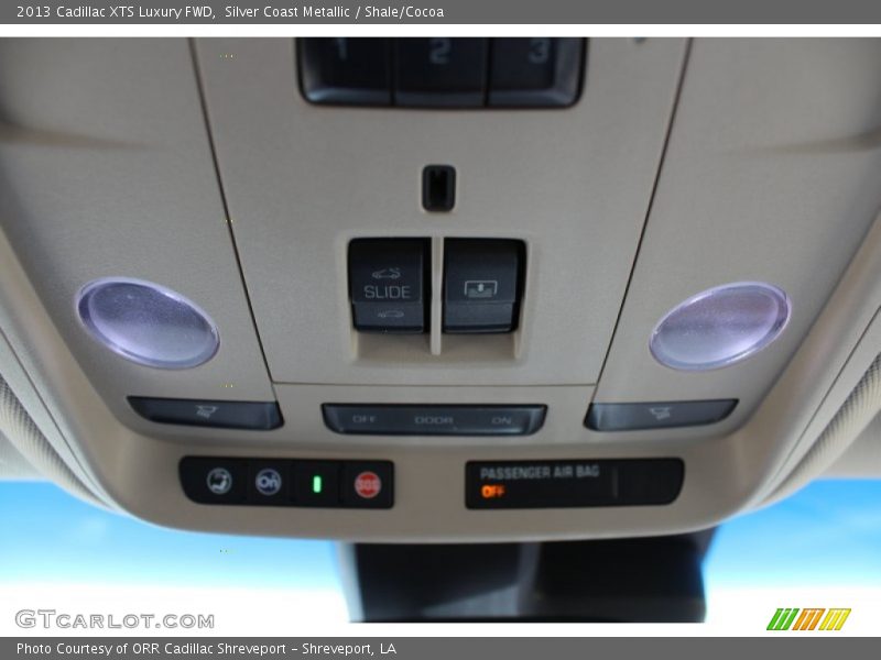 Silver Coast Metallic / Shale/Cocoa 2013 Cadillac XTS Luxury FWD