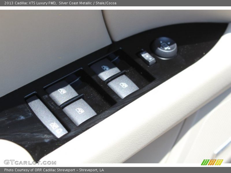 Silver Coast Metallic / Shale/Cocoa 2013 Cadillac XTS Luxury FWD
