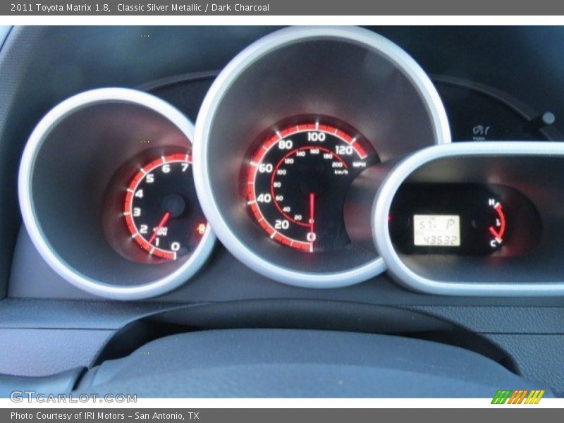 Classic Silver Metallic / Dark Charcoal 2011 Toyota Matrix 1.8