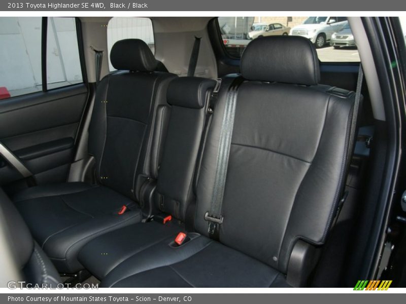 Black / Black 2013 Toyota Highlander SE 4WD
