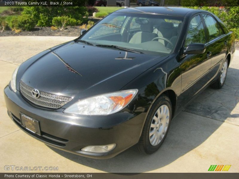 Black / Stone 2003 Toyota Camry XLE