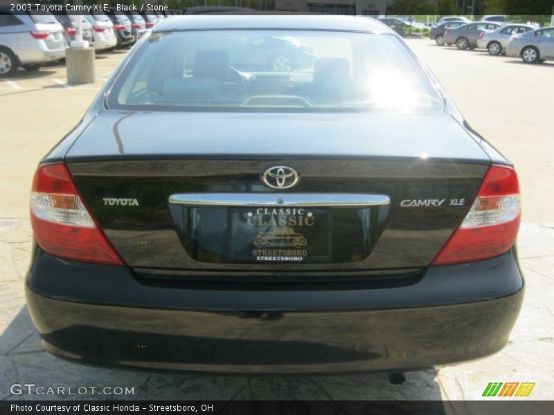 Black / Stone 2003 Toyota Camry XLE