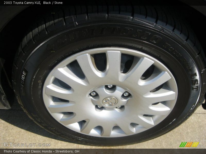 Black / Stone 2003 Toyota Camry XLE