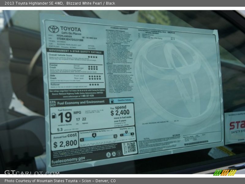 Blizzard White Pearl / Black 2013 Toyota Highlander SE 4WD