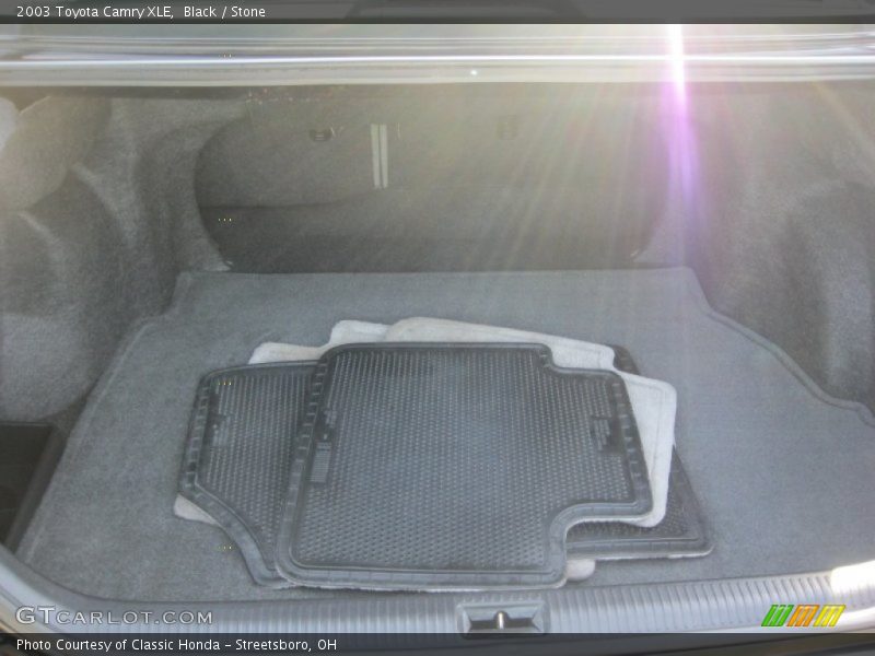 Black / Stone 2003 Toyota Camry XLE