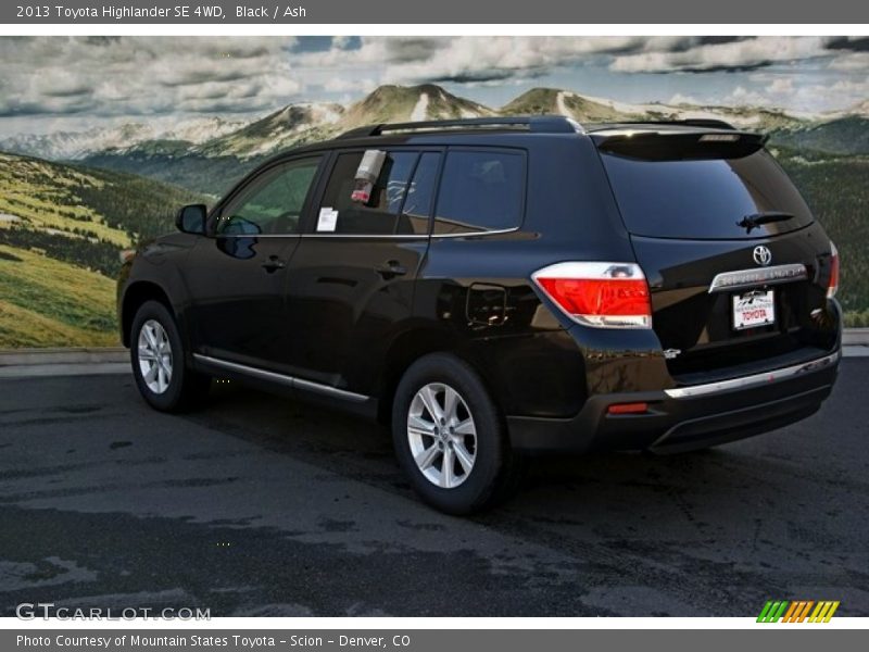 Black / Ash 2013 Toyota Highlander SE 4WD