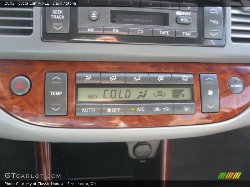 Black / Stone 2003 Toyota Camry XLE