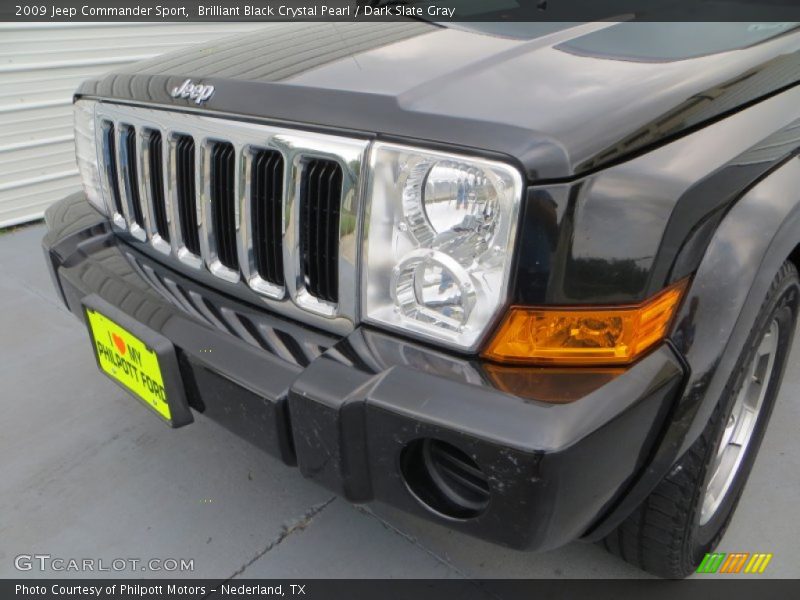 Brilliant Black Crystal Pearl / Dark Slate Gray 2009 Jeep Commander Sport