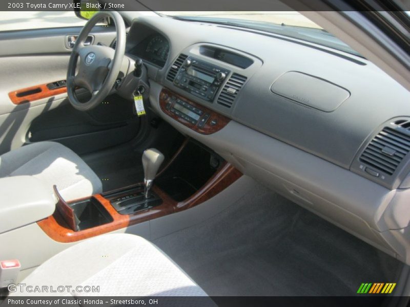 Black / Stone 2003 Toyota Camry XLE
