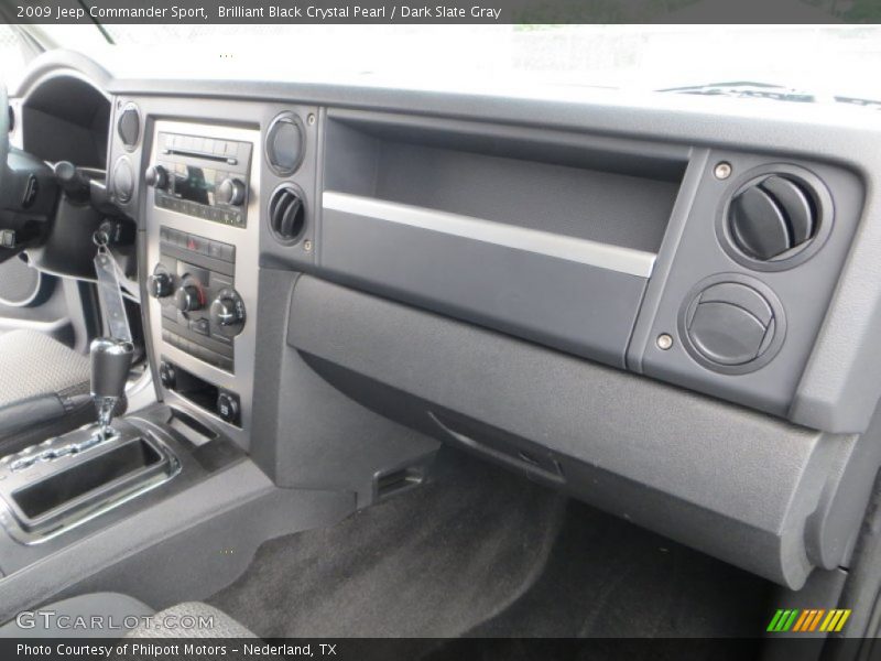 Brilliant Black Crystal Pearl / Dark Slate Gray 2009 Jeep Commander Sport