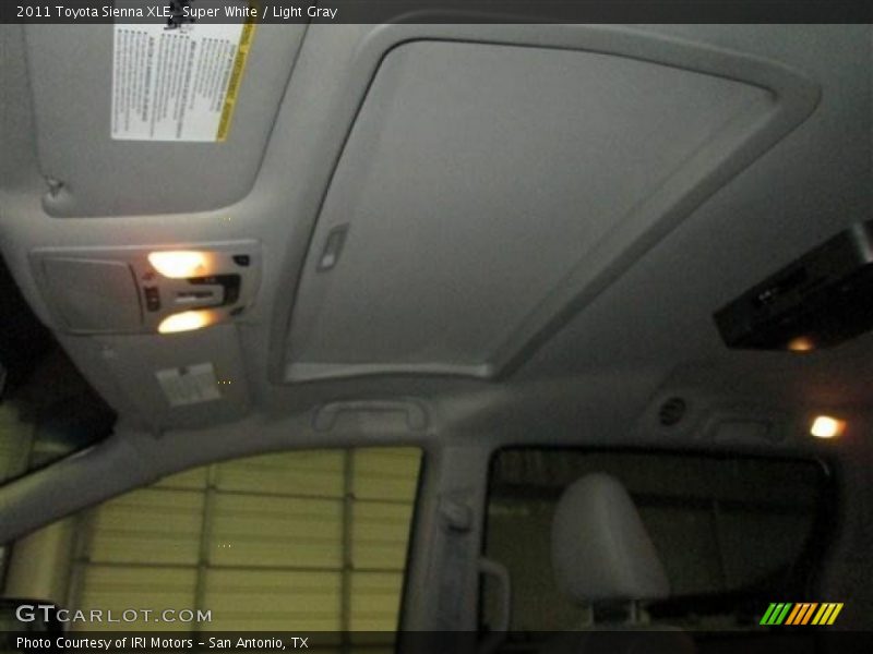 Super White / Light Gray 2011 Toyota Sienna XLE