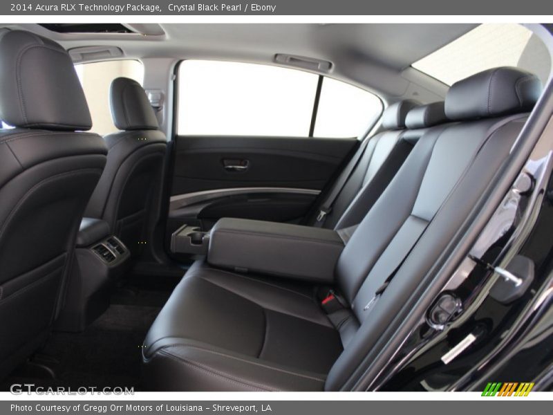 Rear Seat of 2014 RLX Technology Package
