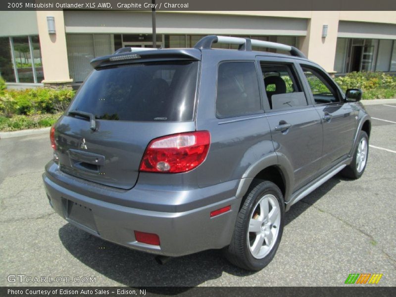 Graphite Gray / Charcoal 2005 Mitsubishi Outlander XLS AWD