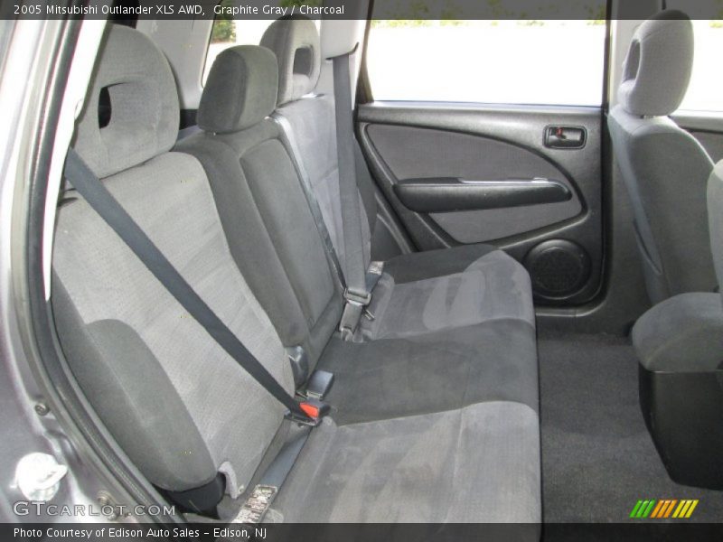 Rear Seat of 2005 Outlander XLS AWD