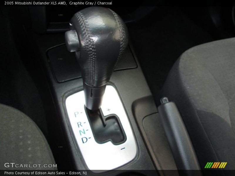  2005 Outlander XLS AWD 4 Speed  Automatic Shifter