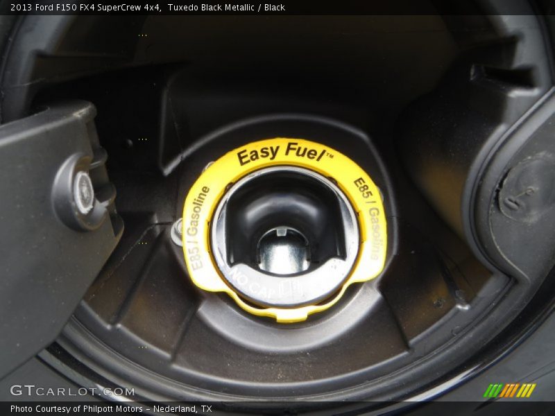 Tuxedo Black Metallic / Black 2013 Ford F150 FX4 SuperCrew 4x4