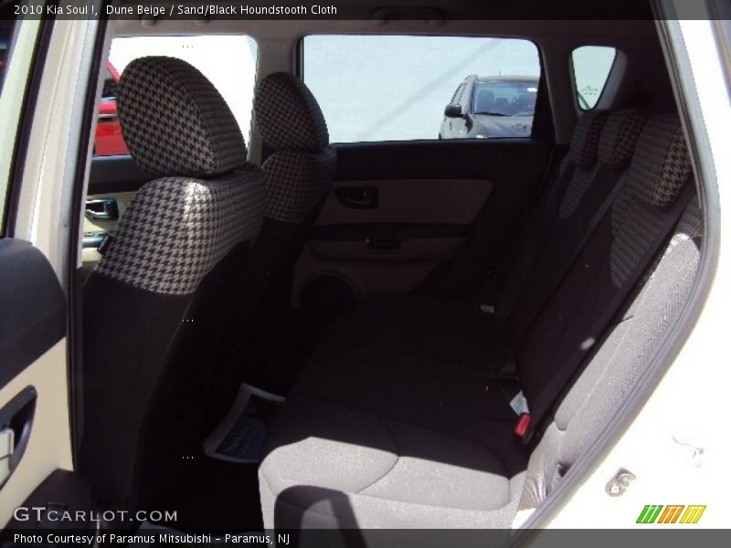 Dune Beige / Sand/Black Houndstooth Cloth 2010 Kia Soul !