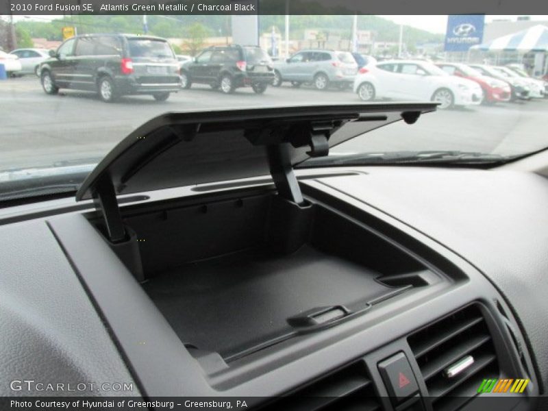Atlantis Green Metallic / Charcoal Black 2010 Ford Fusion SE