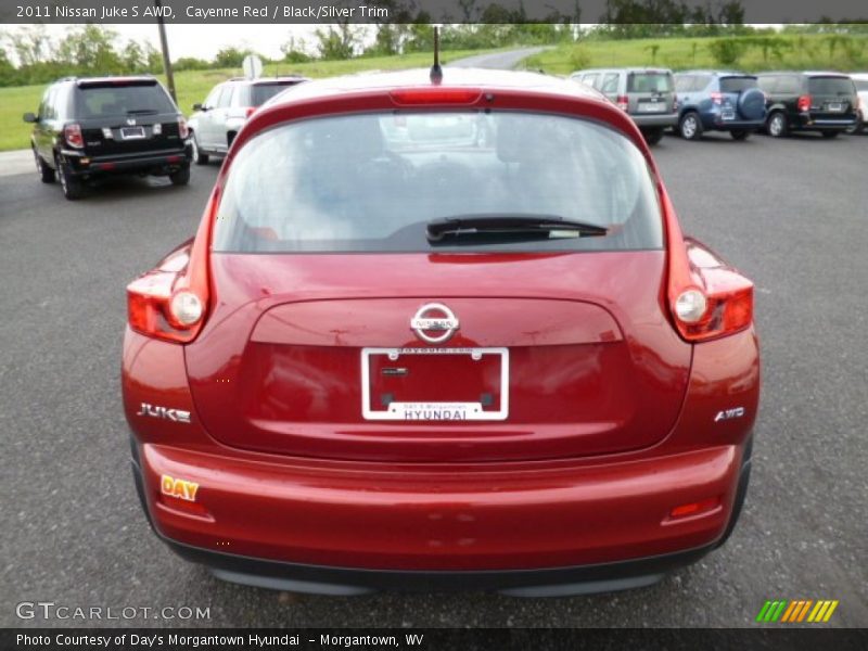 Cayenne Red / Black/Silver Trim 2011 Nissan Juke S AWD